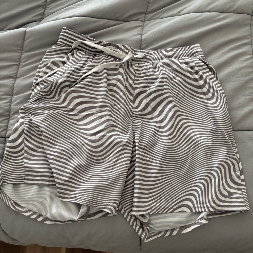 Vitality Men's Grey and White Striped Athletic Shorts